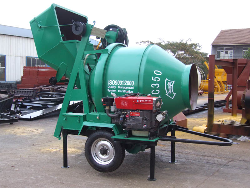 Diesel engine concrete mixer